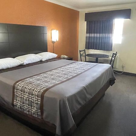 Lufkin Inn Екстериор снимка