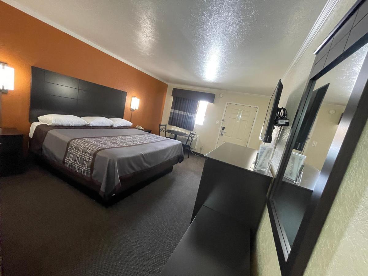 Lufkin Inn Екстериор снимка