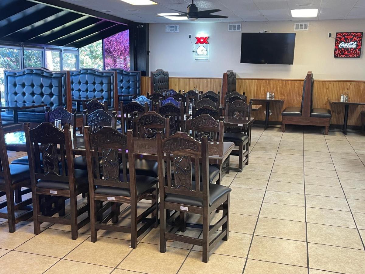 Lufkin Inn Екстериор снимка