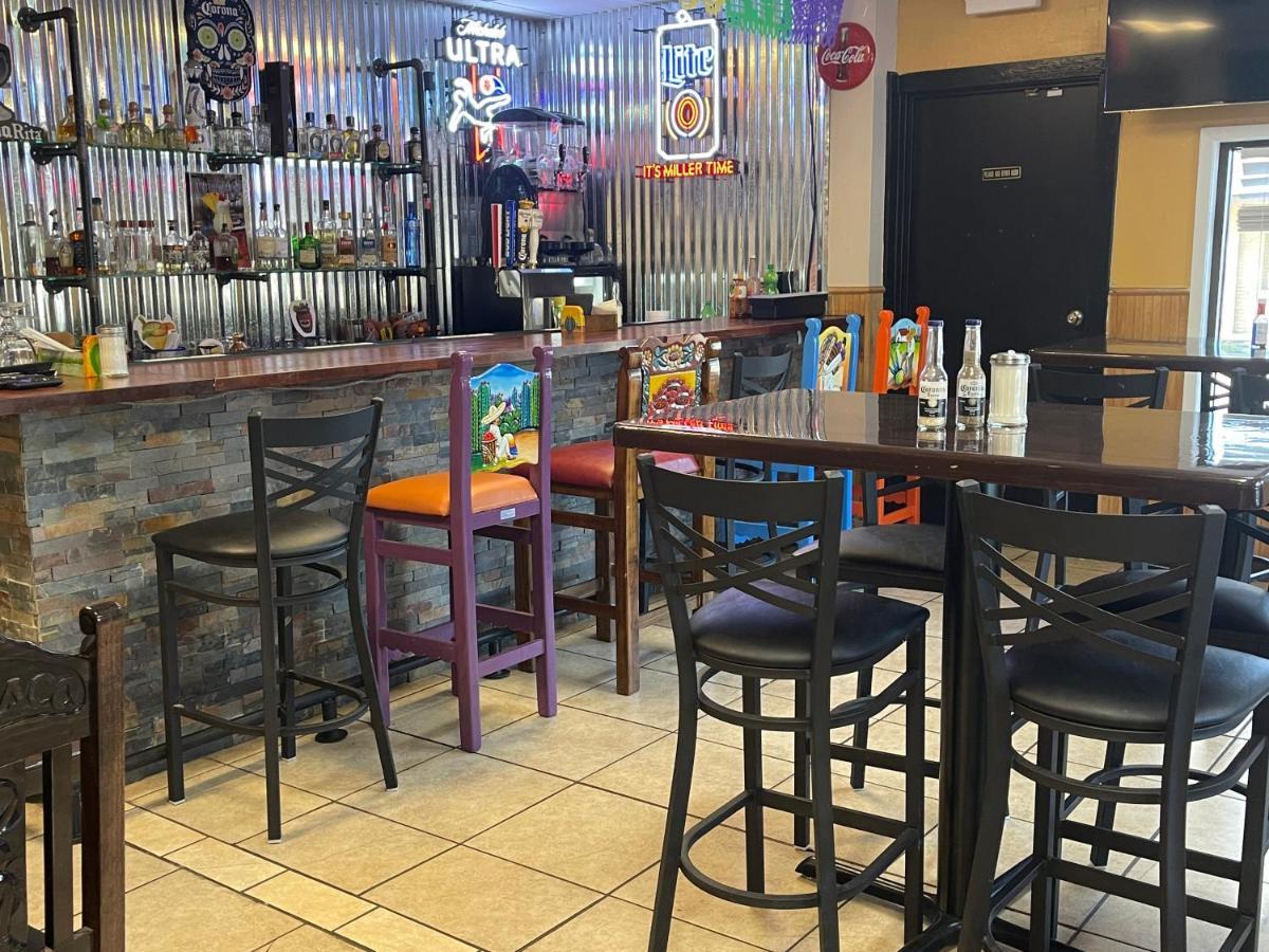 Lufkin Inn Екстериор снимка